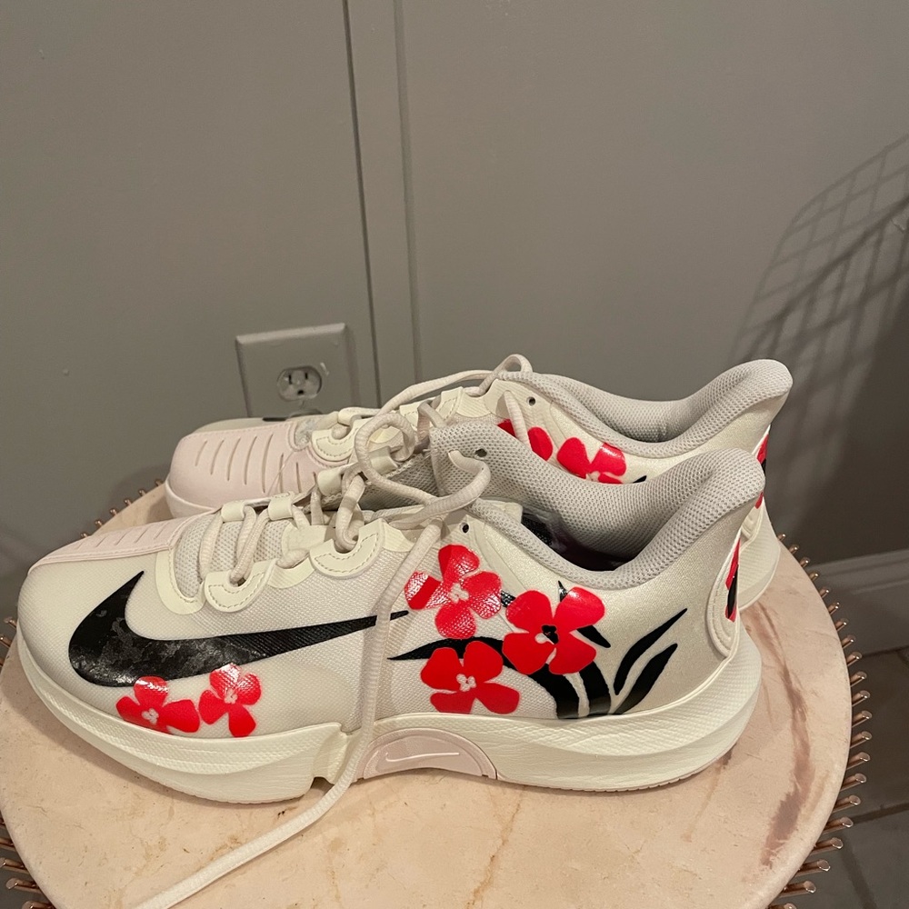 Nike Women's Floral Sneakers - Cream and Red